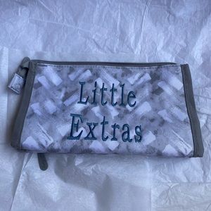 (9837) $18 NIP GET CREATIVE DOUBLE POUCH